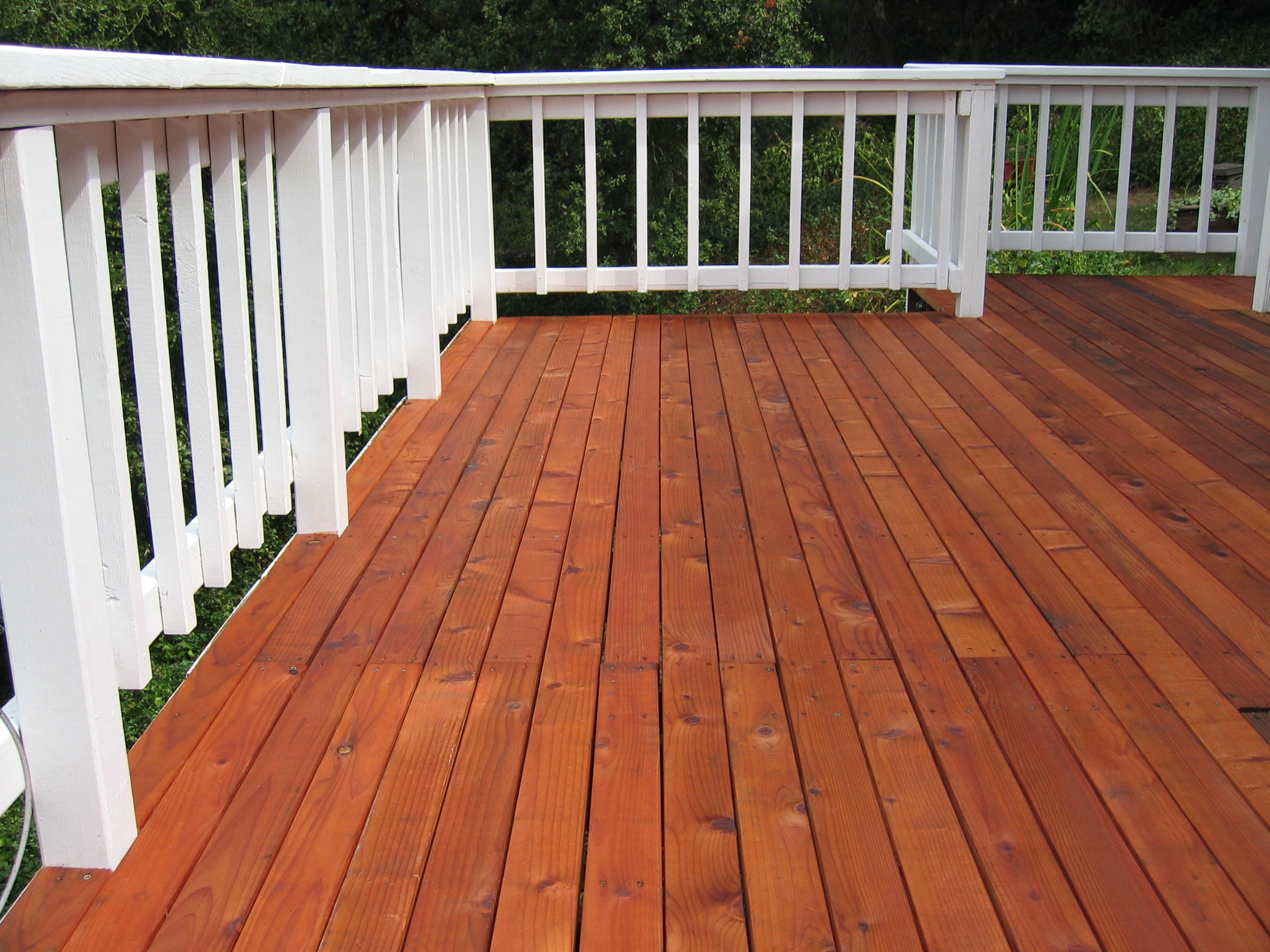 4 Important Steps To Stain A Deck That Is Made With New Boards in sizing 2272 X 1704