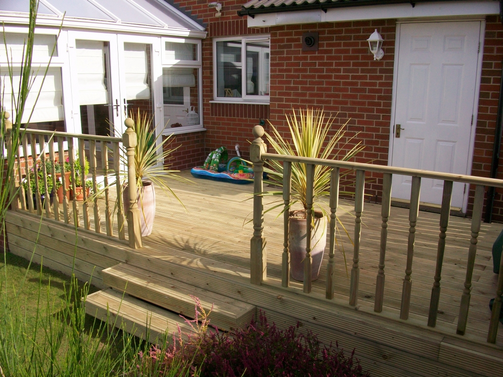 Decking Newel Posts Bentinck Fencing for proportions 1024 X 768