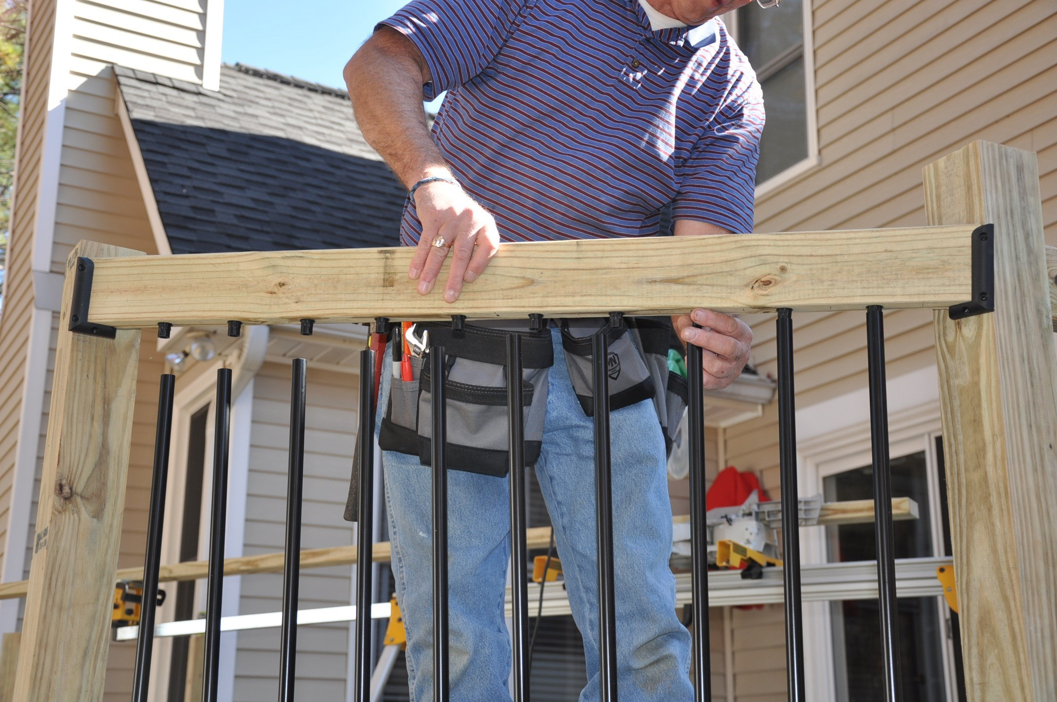 How To Build Deck Stair Railing With Metal Balusters