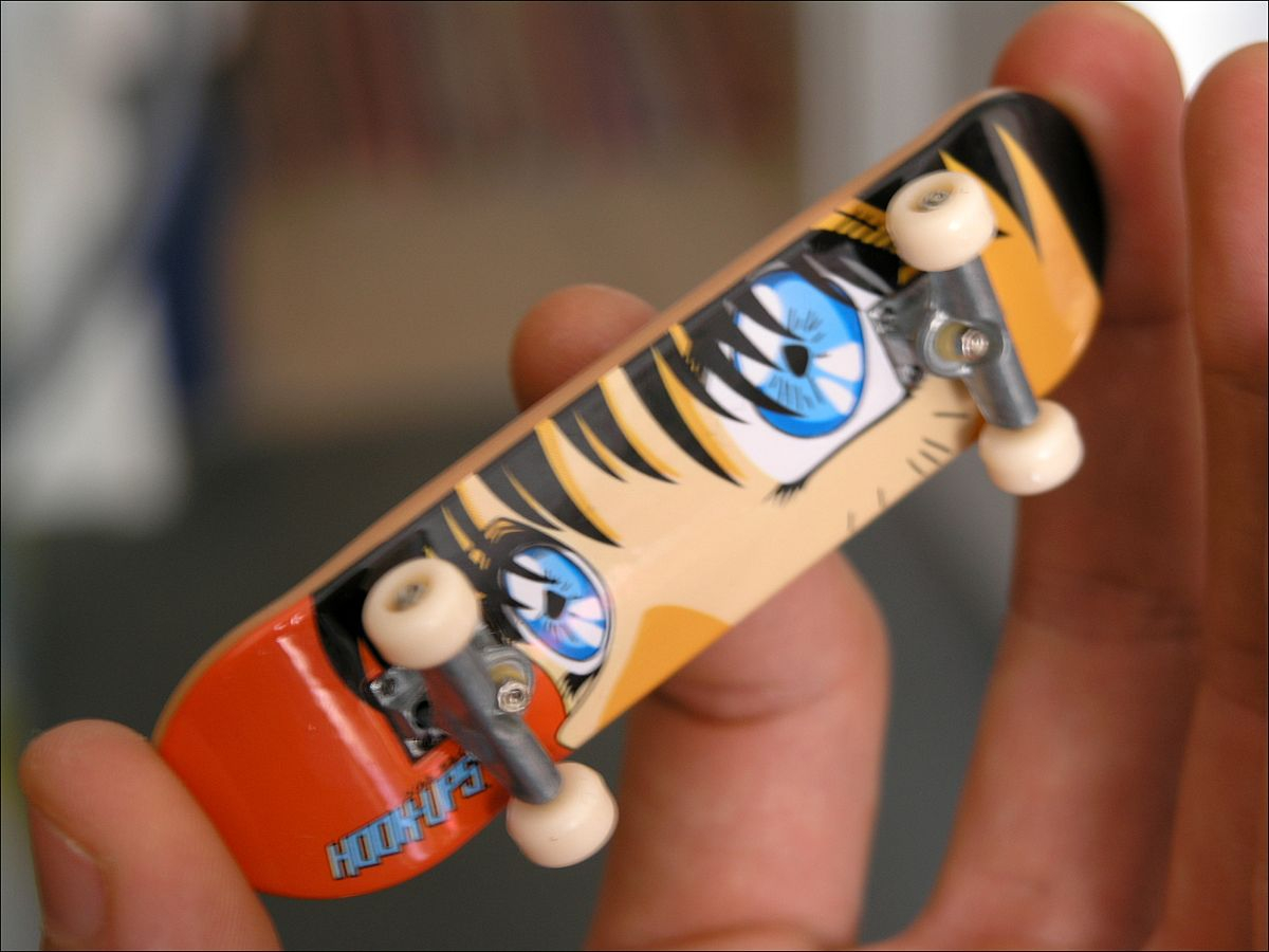 Fingerboard Skateboard Wikipedia for size 1200 X 900
