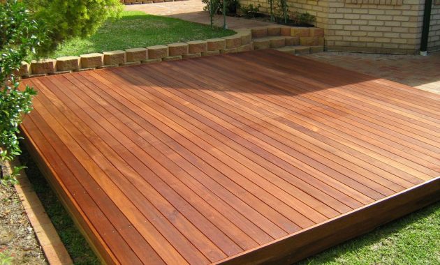 Floating Deck Decking Floating Deck And Backyard within measurements 1024 X 768