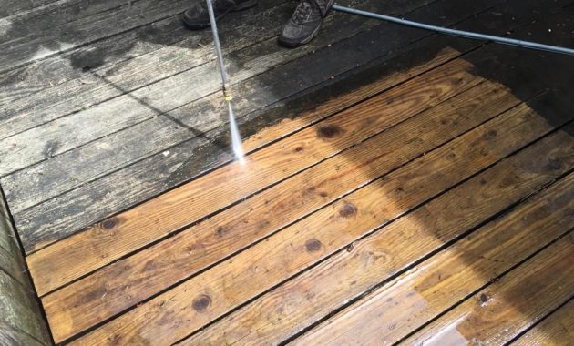 Pressure Washing A Wood Deck With An Electric Pressure Cleaner within measurements 1024 X 768