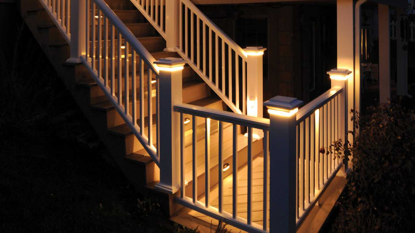 Under Rail Deck Lighting Ideas Inspirations Also Outstanding throughout proportions 1440 X 810